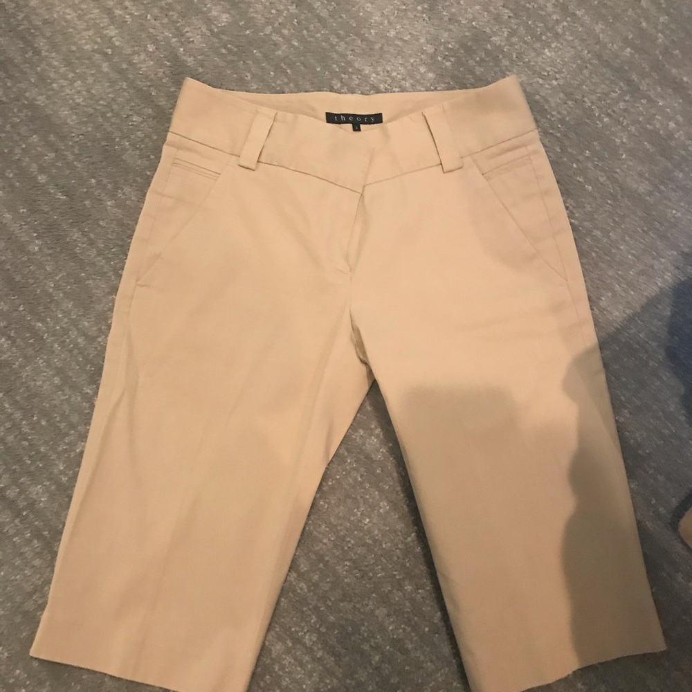Theory Capri shorts